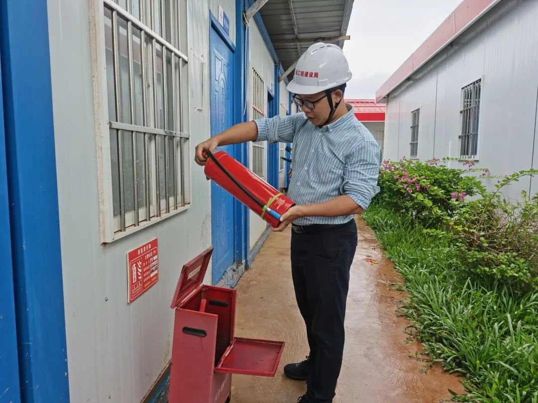 資西陽(yáng)：博鰲通道工程建設(shè)中的“消防安全衛(wèi)士”