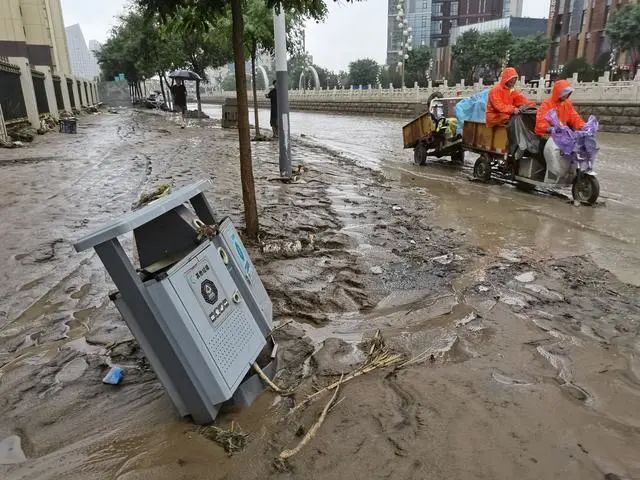暴雨洪水過后，還需防范這些事兒